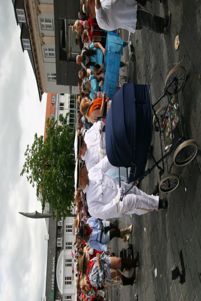 * Image 15