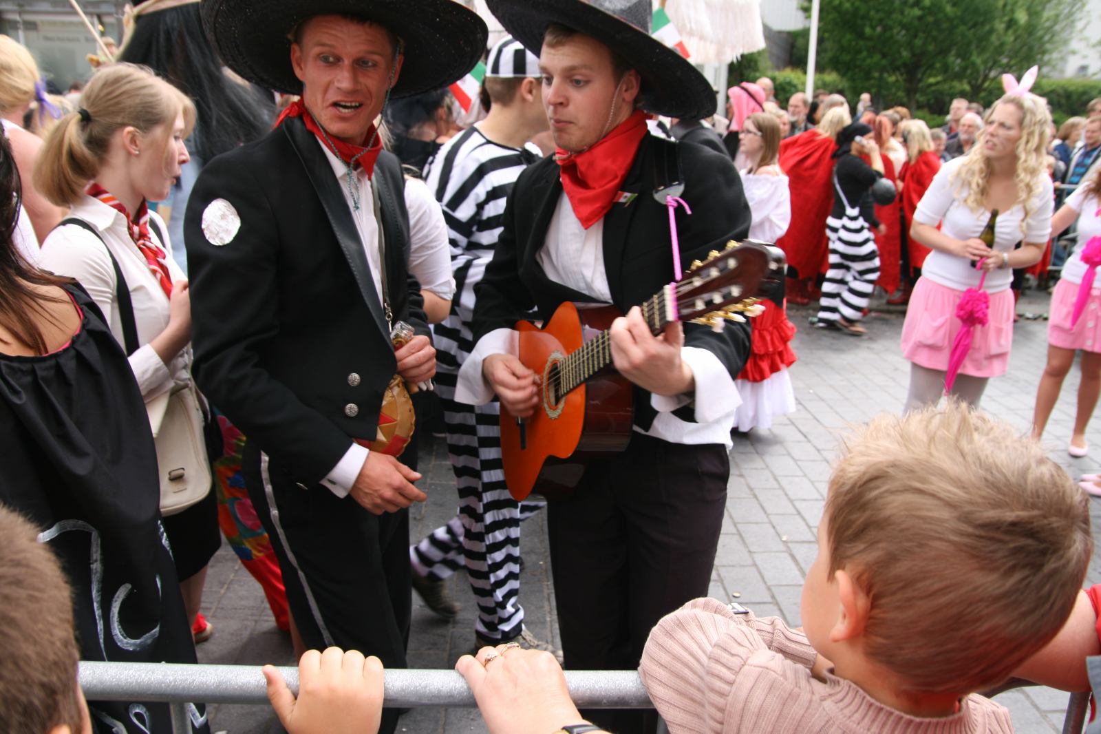 * Image 14