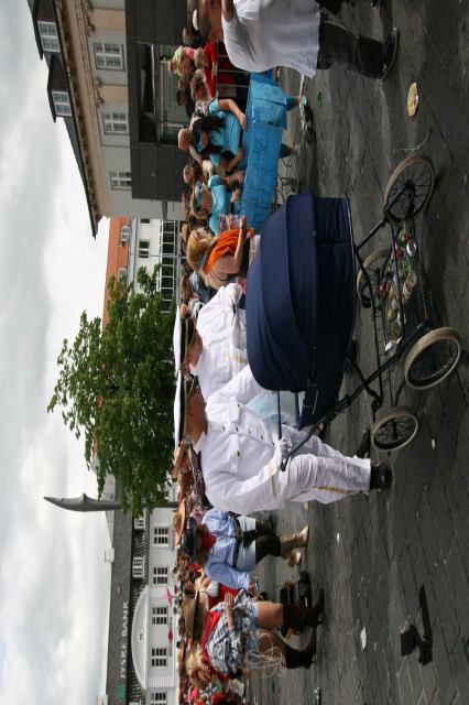 * Image 15