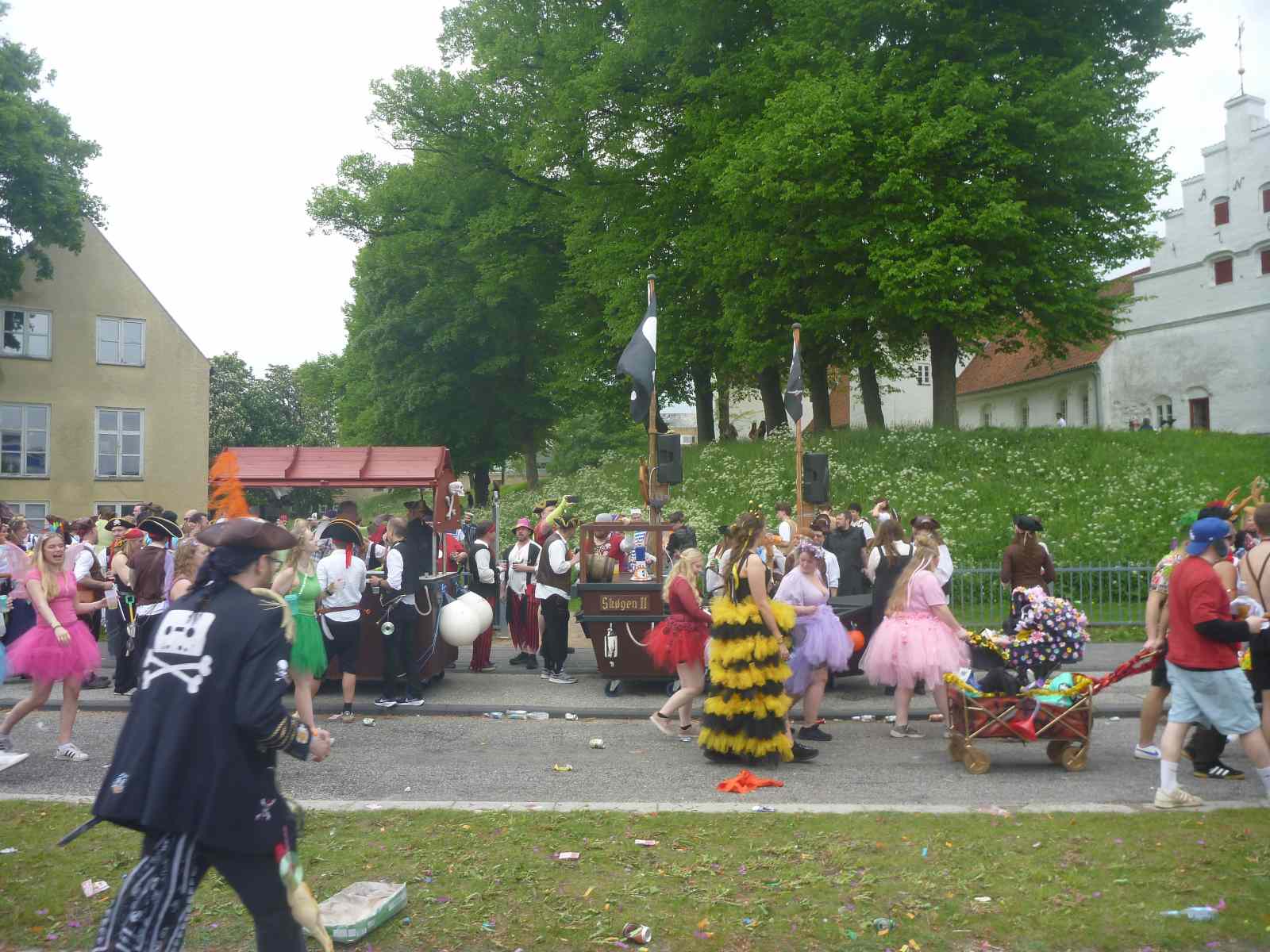 * Image 108
